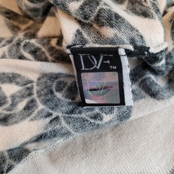 Diane Von Furstenberg Petite Brandy Chain Silk Blend Cardigan - Size Medium - Picture 9 of 10